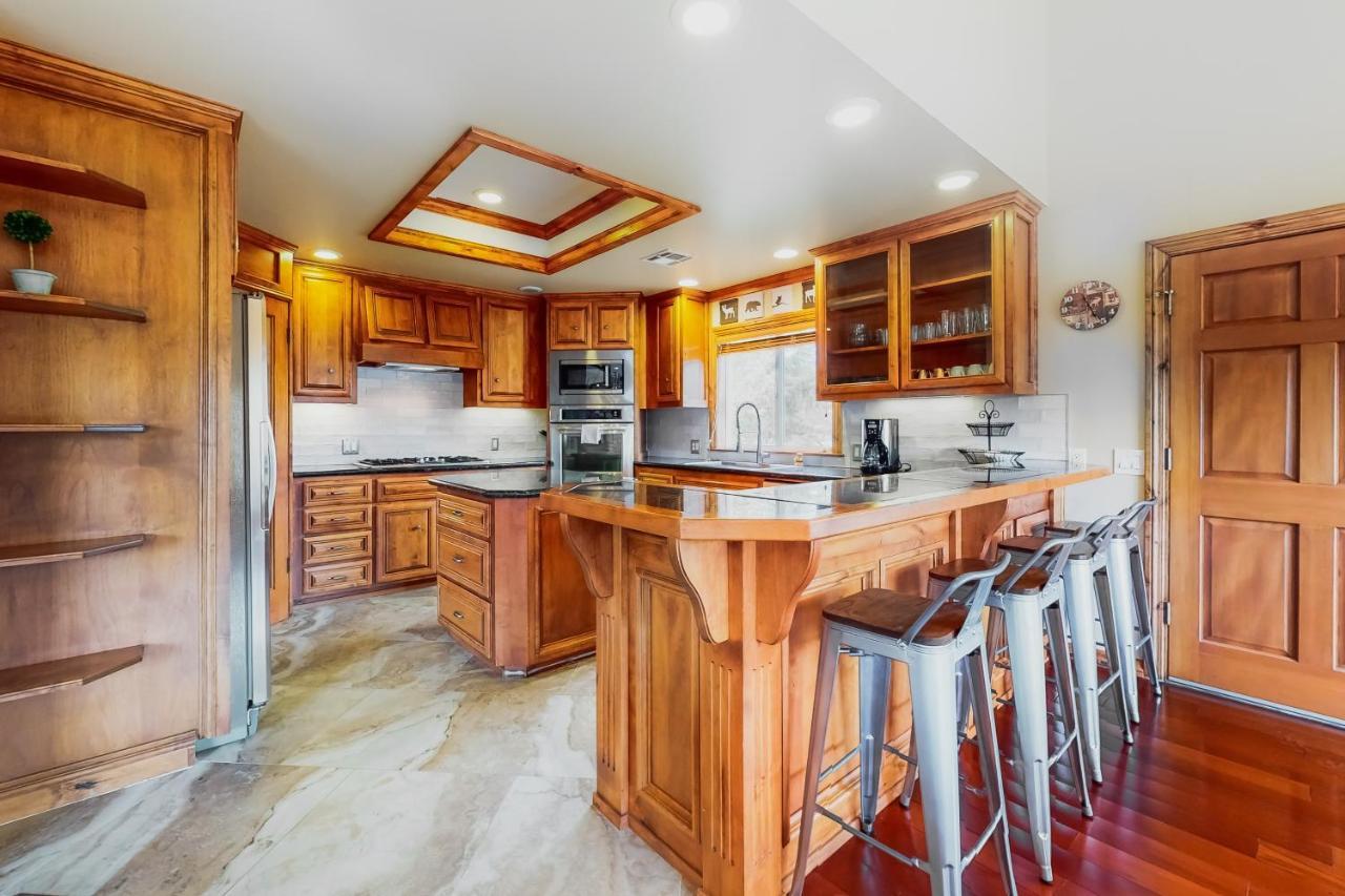 Villa Deer Mountain à Lake Arrowhead Extérieur photo